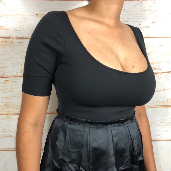 D9 - Theory Black Short Sleeve Dress - 4 - Picture 2 of 5